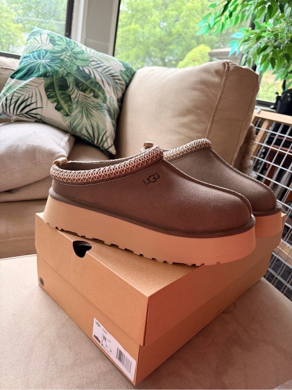 UGG Tasman platform slippers